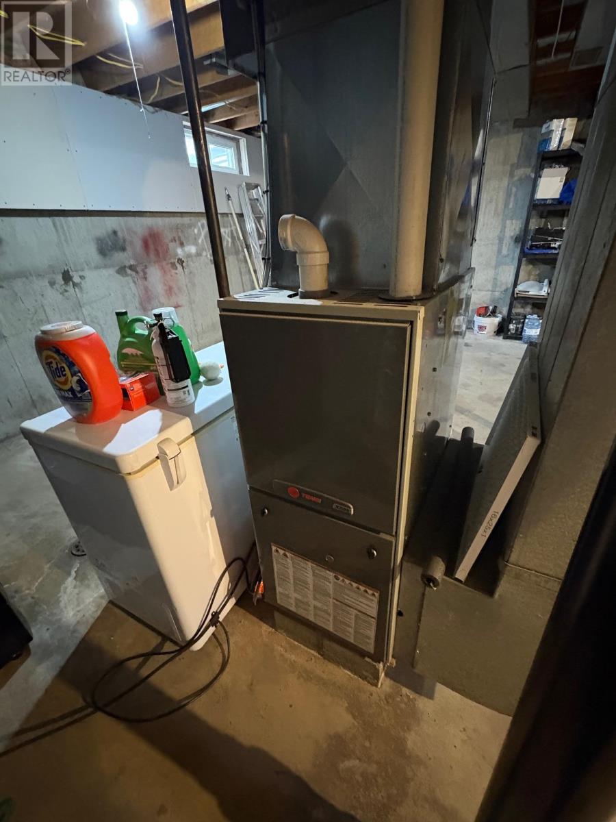 376 Wentworth Cres, Thunder Bay, Ontario  P7A 7S5 - Photo 27 - TB2600005