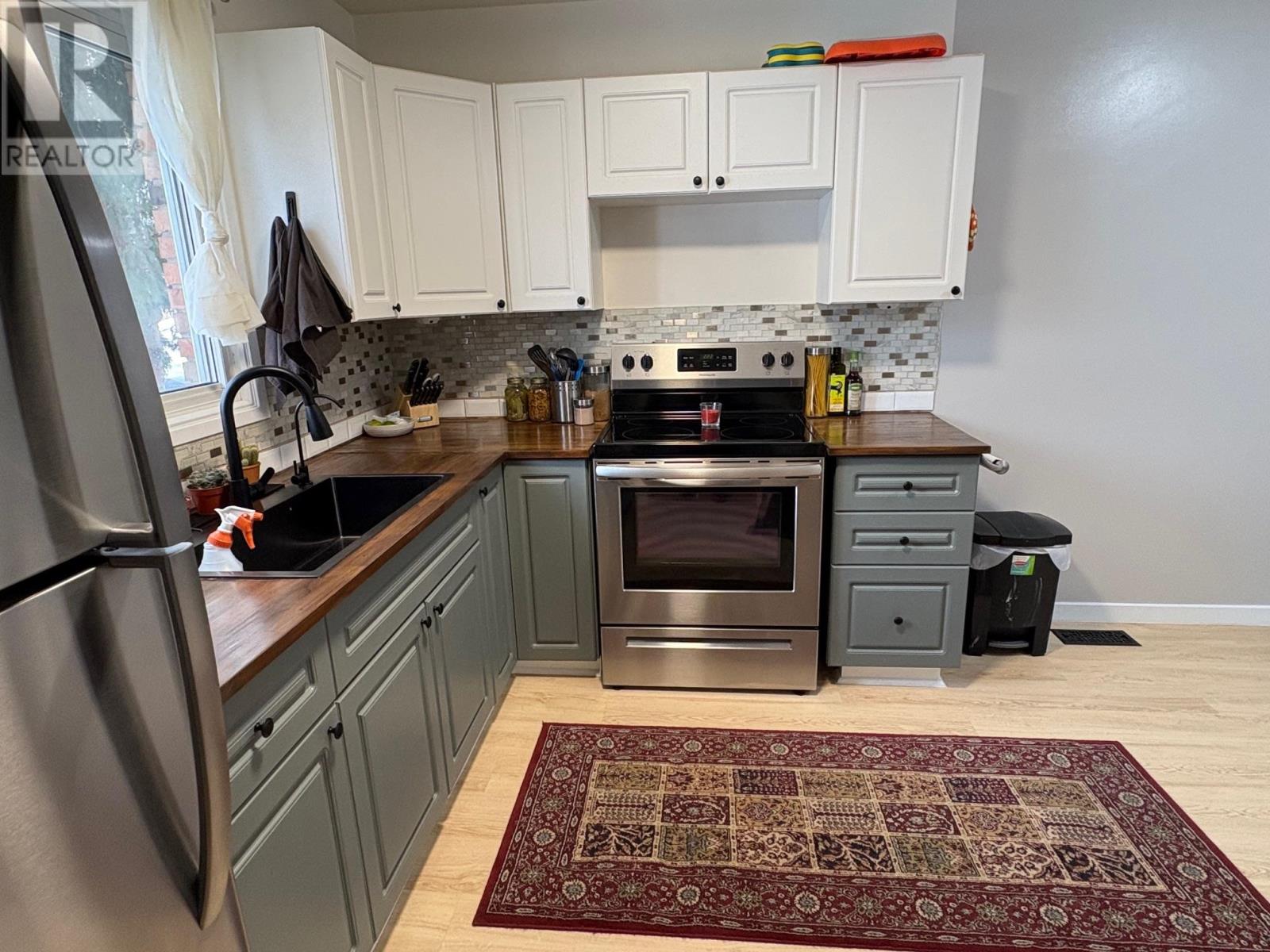 376 Wentworth Cres, Thunder Bay, Ontario  P7A 7S5 - Photo 3 - TB2600005