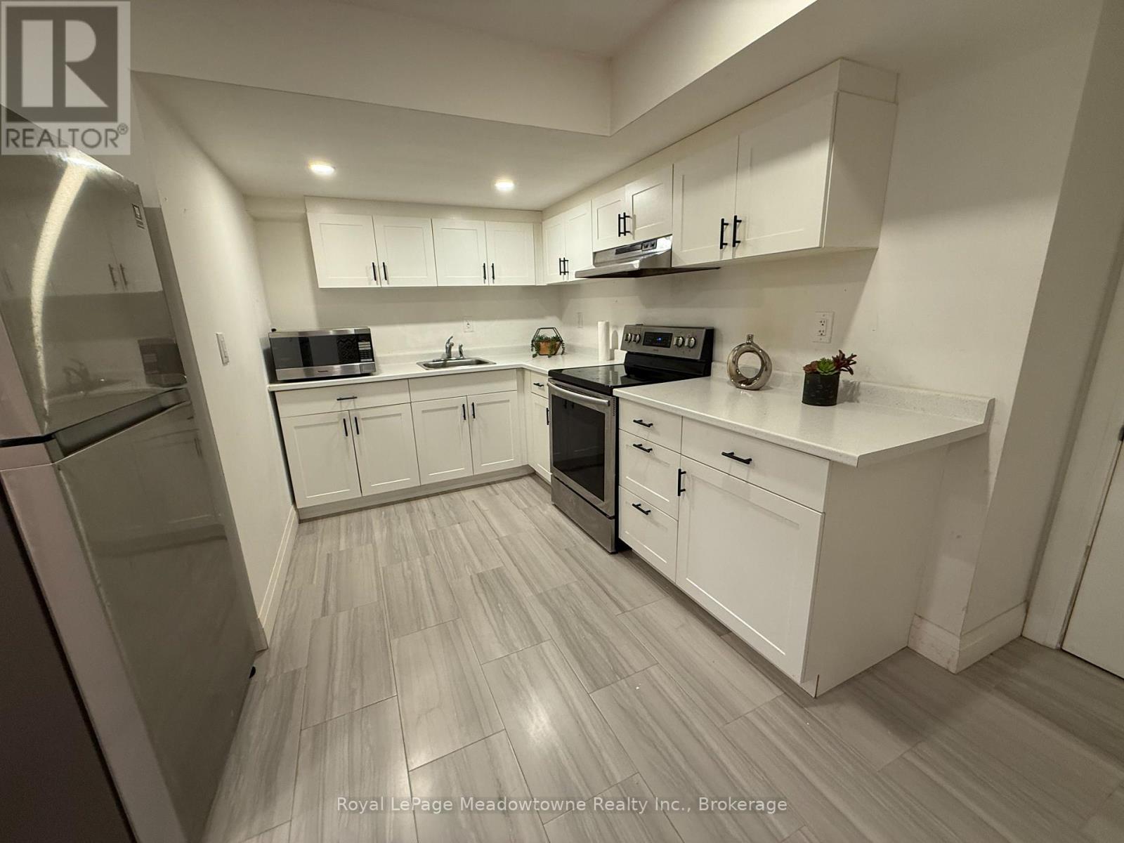 Lower Level - 613 Juneberry Court, Milton, Ontario  L9E 1M8 - Photo 7 - W12690946