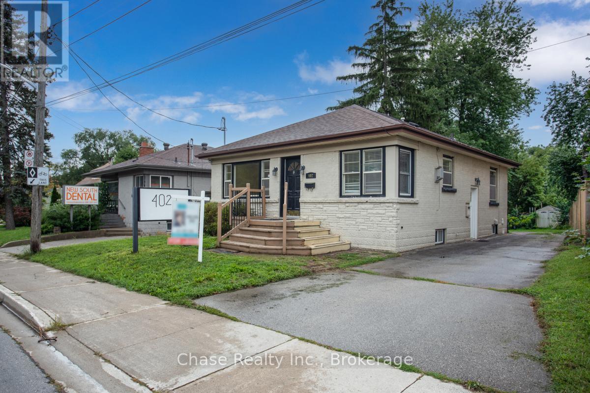 402 Guelph Line, Burlington, Ontario  L7R 3L4 - Photo 1 - W12691120