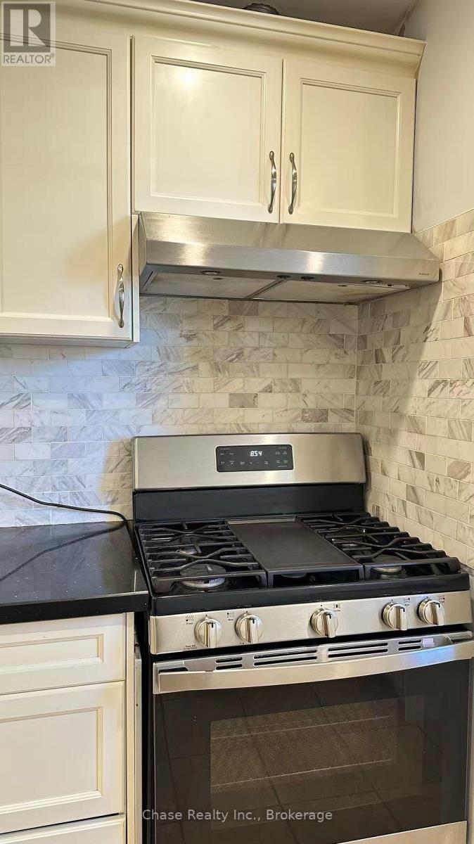 402 Guelph Line, Burlington, Ontario  L7R 3L4 - Photo 13 - W12691120