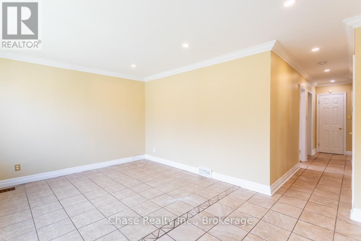 402 Guelph Line, Burlington, Ontario  L7R 3L4 - Photo 14 - W12691120