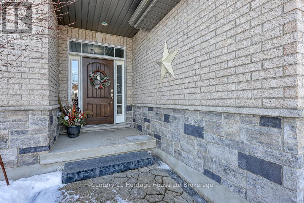 57 Fuller Drive, Ingersoll, Ontario  N5C 4H4 - Photo 3 - X12691156