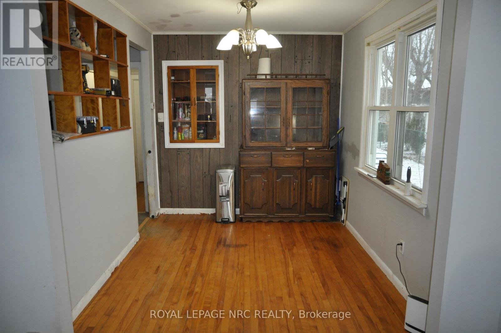 129 Gilmore Road, Fort Erie, Ontario  L2A 2L9 - Photo 6 - X12690942