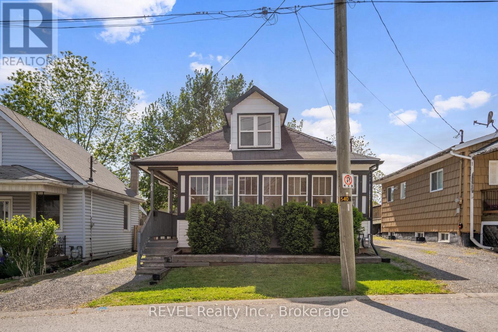 61 PATRICIA STREET, Thorold, Ontario