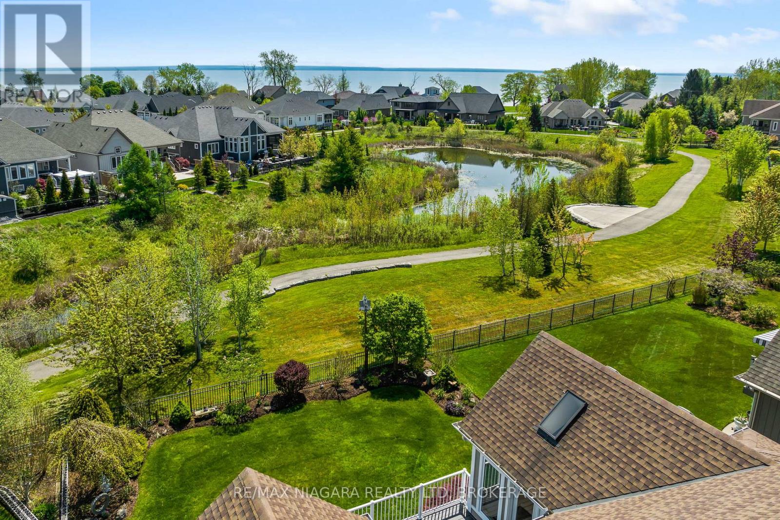 116 Sunrise Court, Fort Erie, Ontario  L0S 1N0 - Photo 39 - X12691142