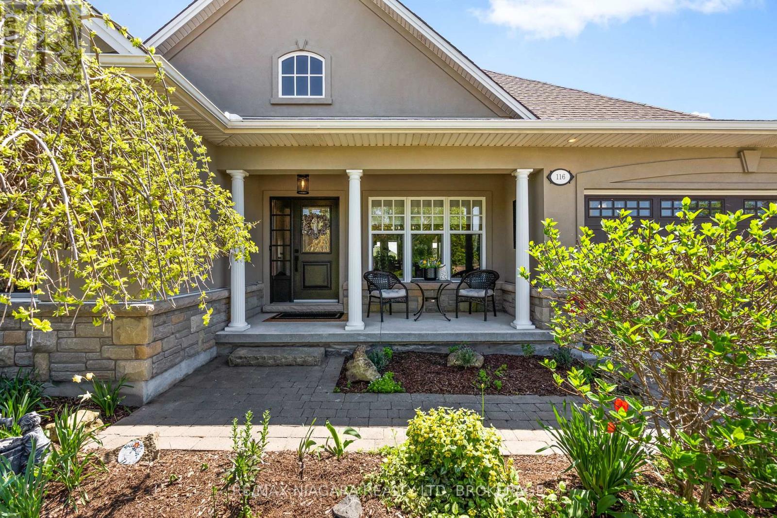 116 Sunrise Court, Fort Erie, Ontario  L0S 1N0 - Photo 5 - X12691142