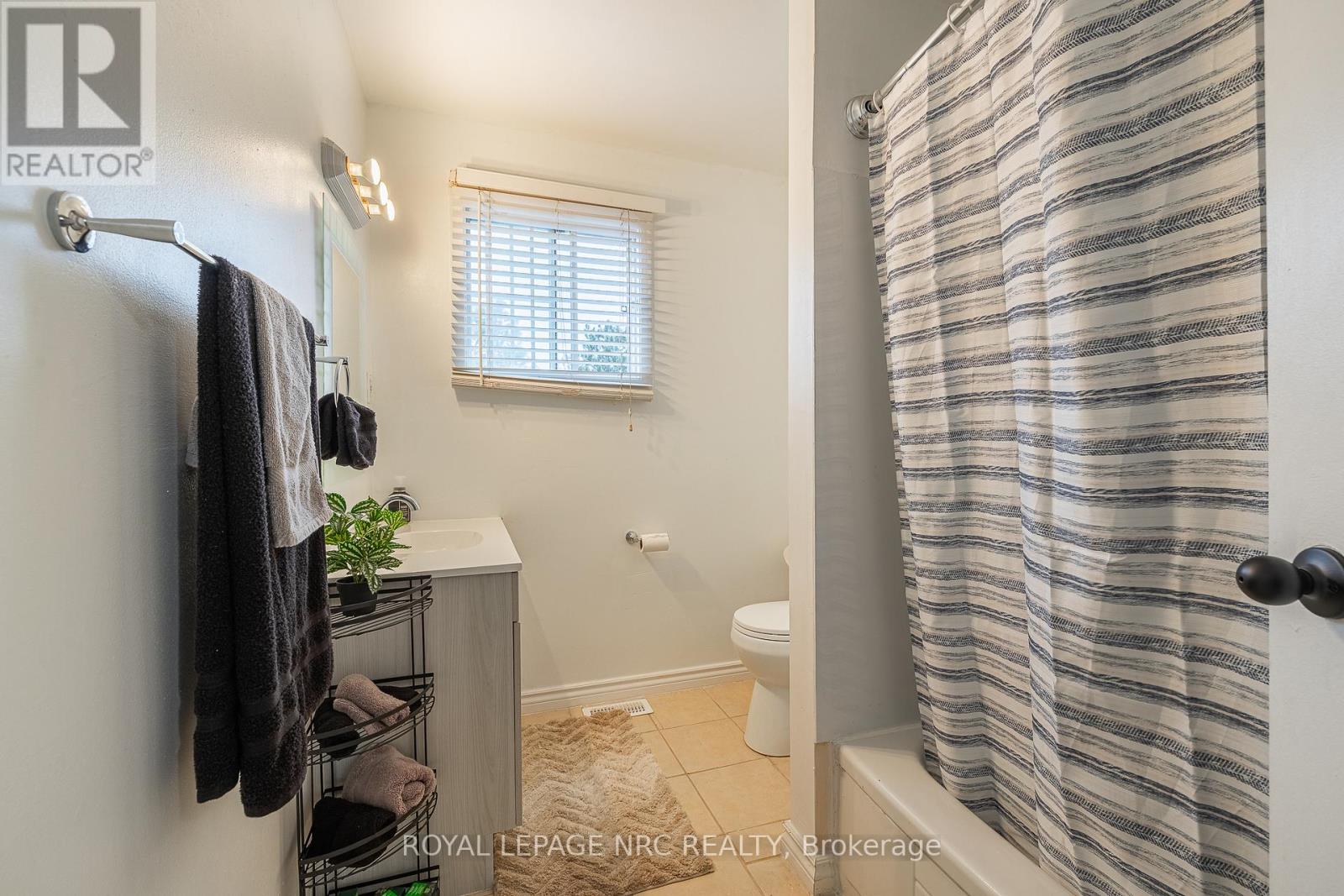 63 - 8136 Coventry Road, Niagara Falls, Ontario  L2H 2X6 - Photo 23 - X12691172