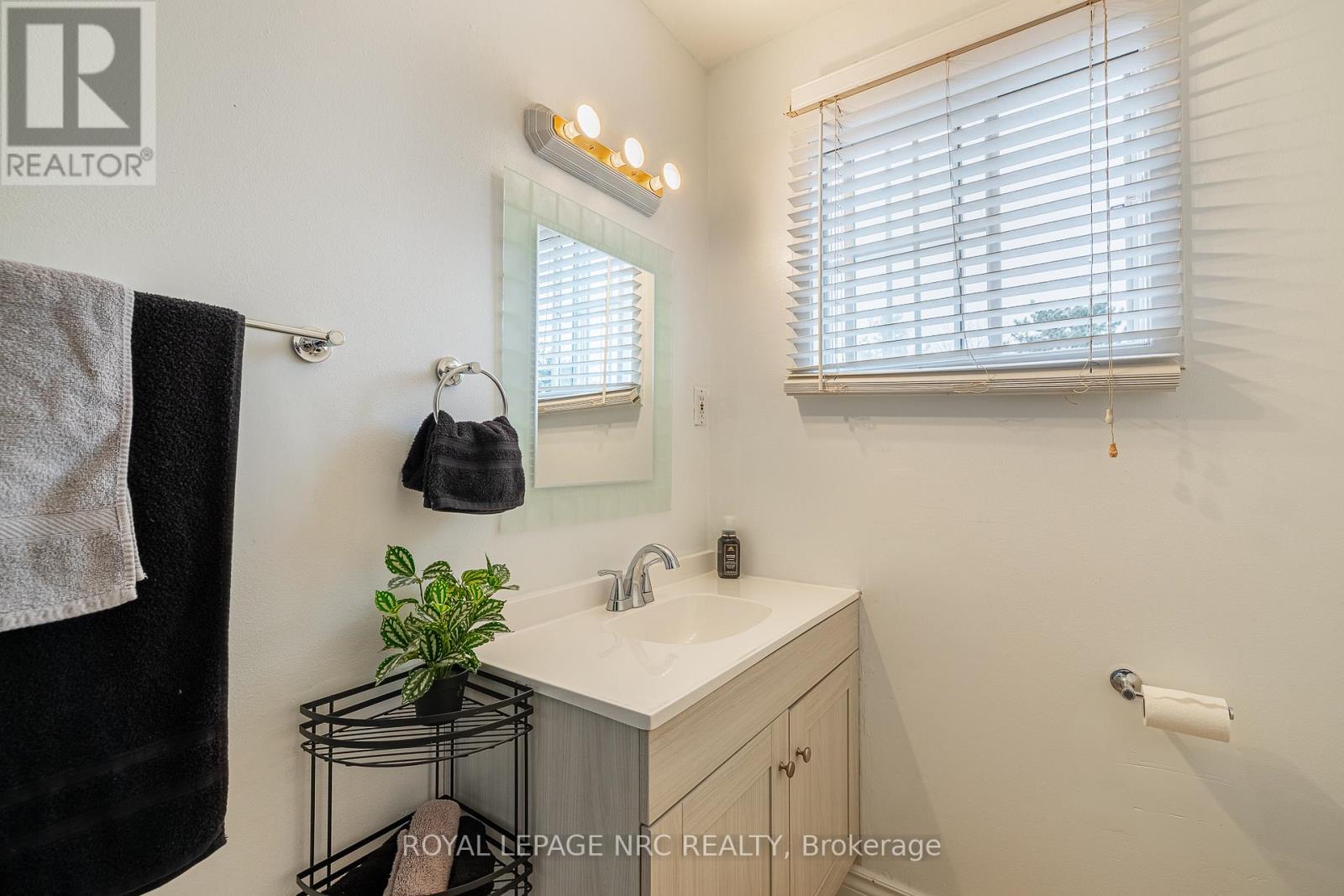 63 - 8136 Coventry Road, Niagara Falls, Ontario  L2H 2X6 - Photo 24 - X12691172