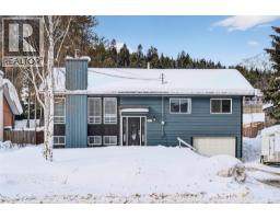 911 Alpine Way, elkford, British Columbia