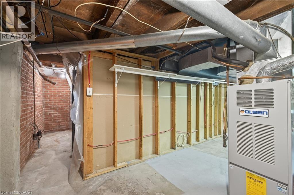 Photo 35 of 47 for 233 High Street