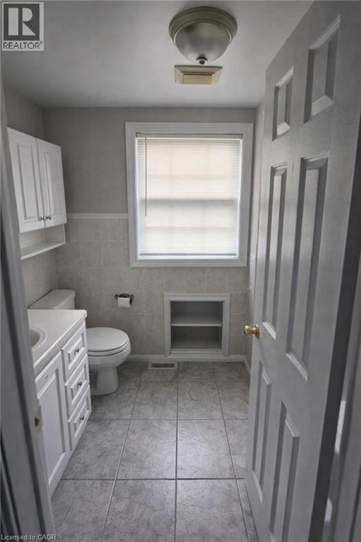 4942 Armoury Street, Niagara Falls, Ontario  L2E 1T1 - Photo 8 - 40797990