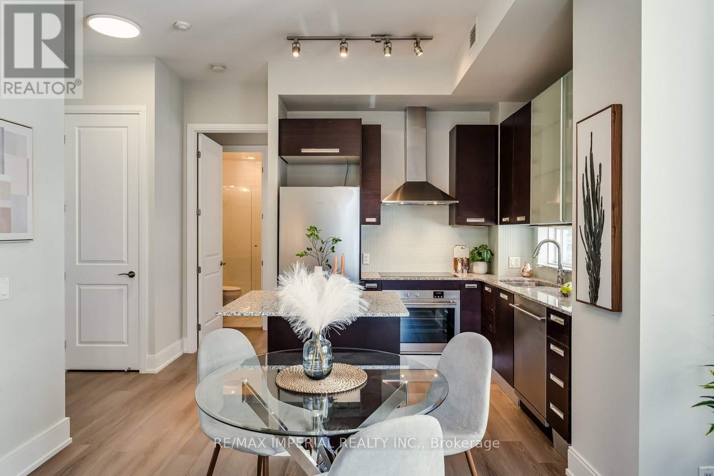 1101 - 21 Balmuto Street, Toronto, Ontario  M4Y 1W4 - Photo 16 - C12690938