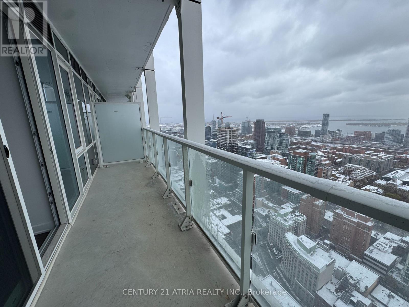 5006 - 88 Queen Street E, Toronto, Ontario  M5C 0B6 - Photo 11 - C12690974