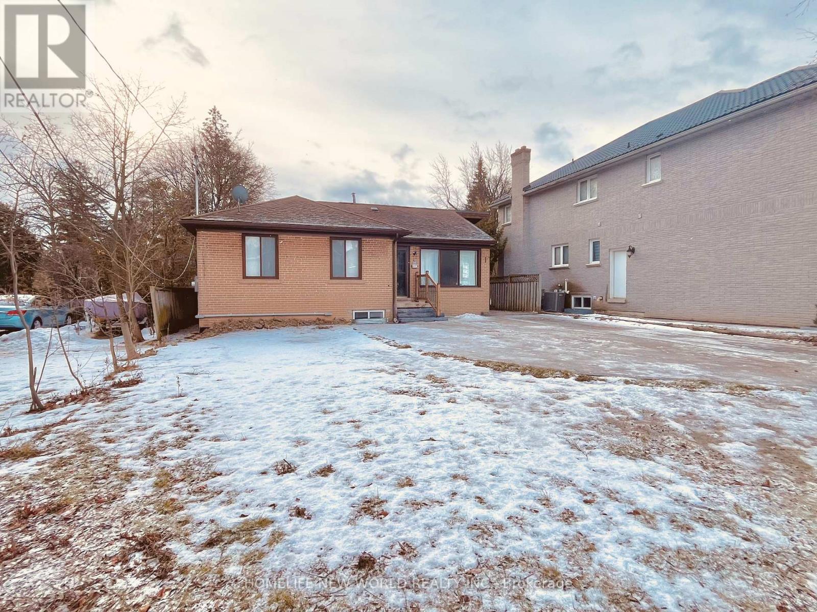 Ground - 203 Mckee Avenue, Toronto, Ontario  M2N 4C9 - Photo 2 - C12690990
