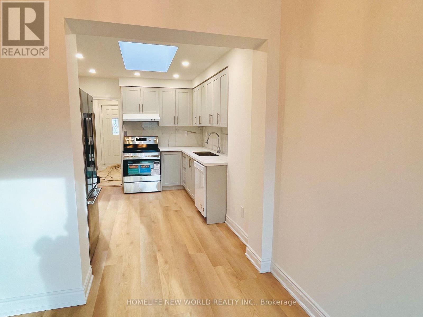 Ground - 203 Mckee Avenue, Toronto, Ontario  M2N 4C9 - Photo 5 - C12690990