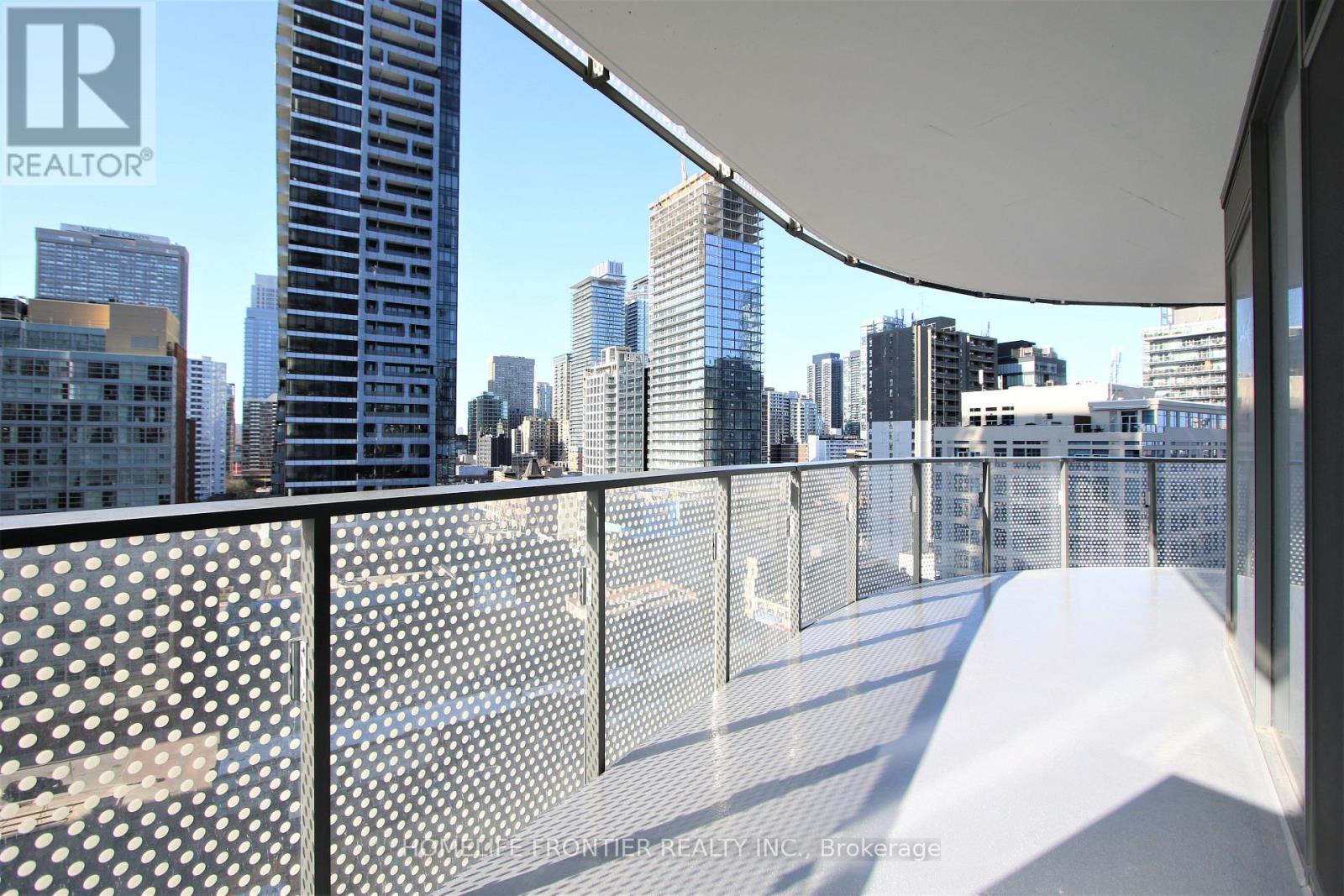 1011 - 11 Wellesley Street W, Toronto, Ontario  M4Y 1E8 - Photo 8 - C12691112