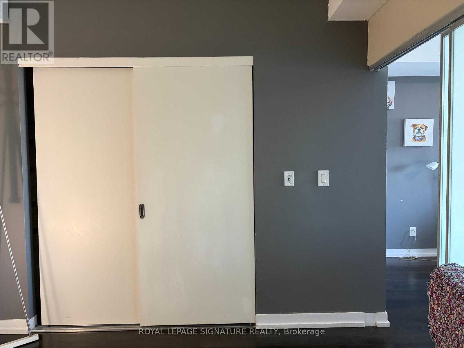 2305 - 21 Widmer Street, Toronto, Ontario  M5V 0B8 - Photo 7 - C12691234