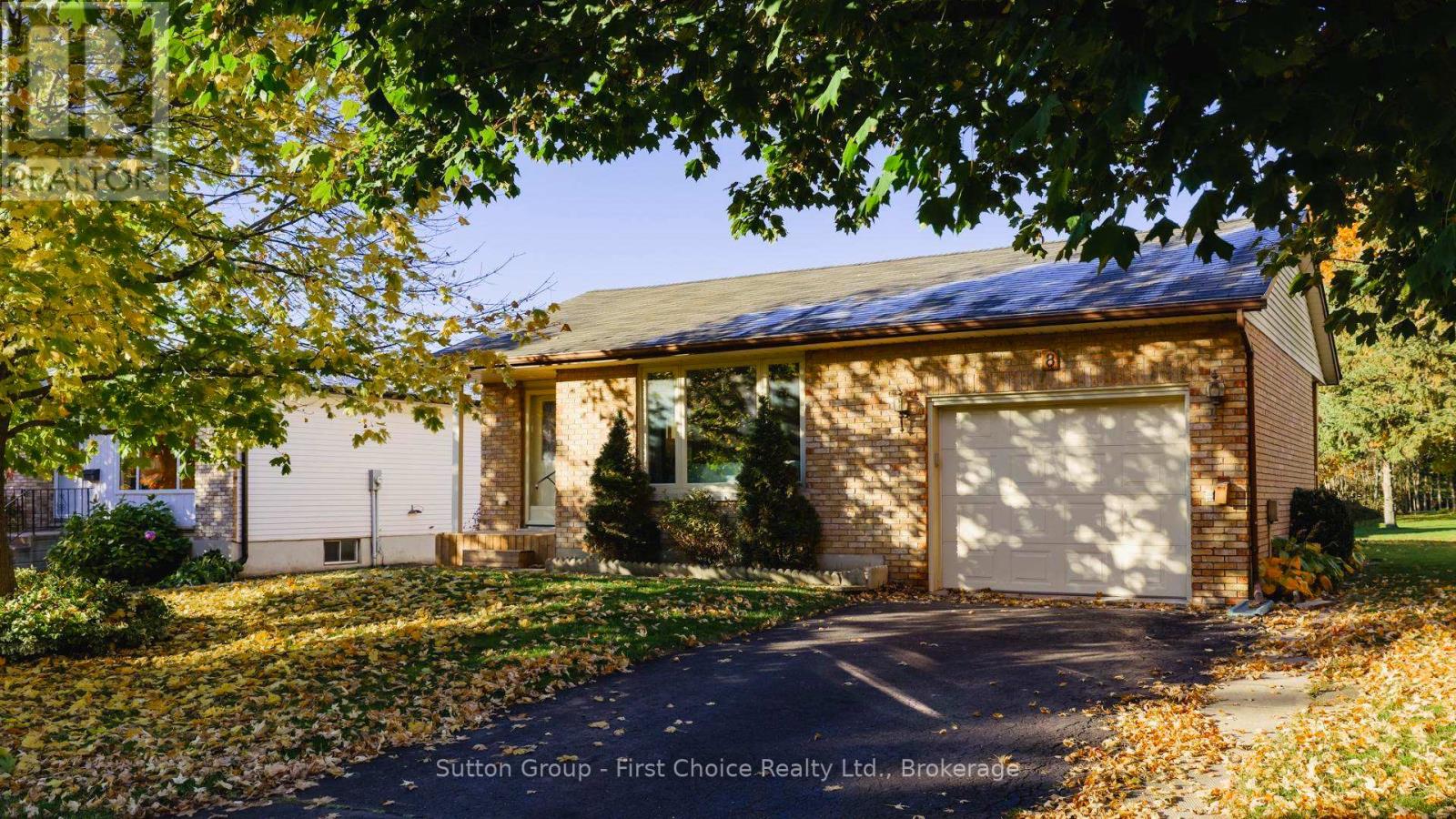 8 DUNSFORD CRESCENT, St. Marys, Ontario