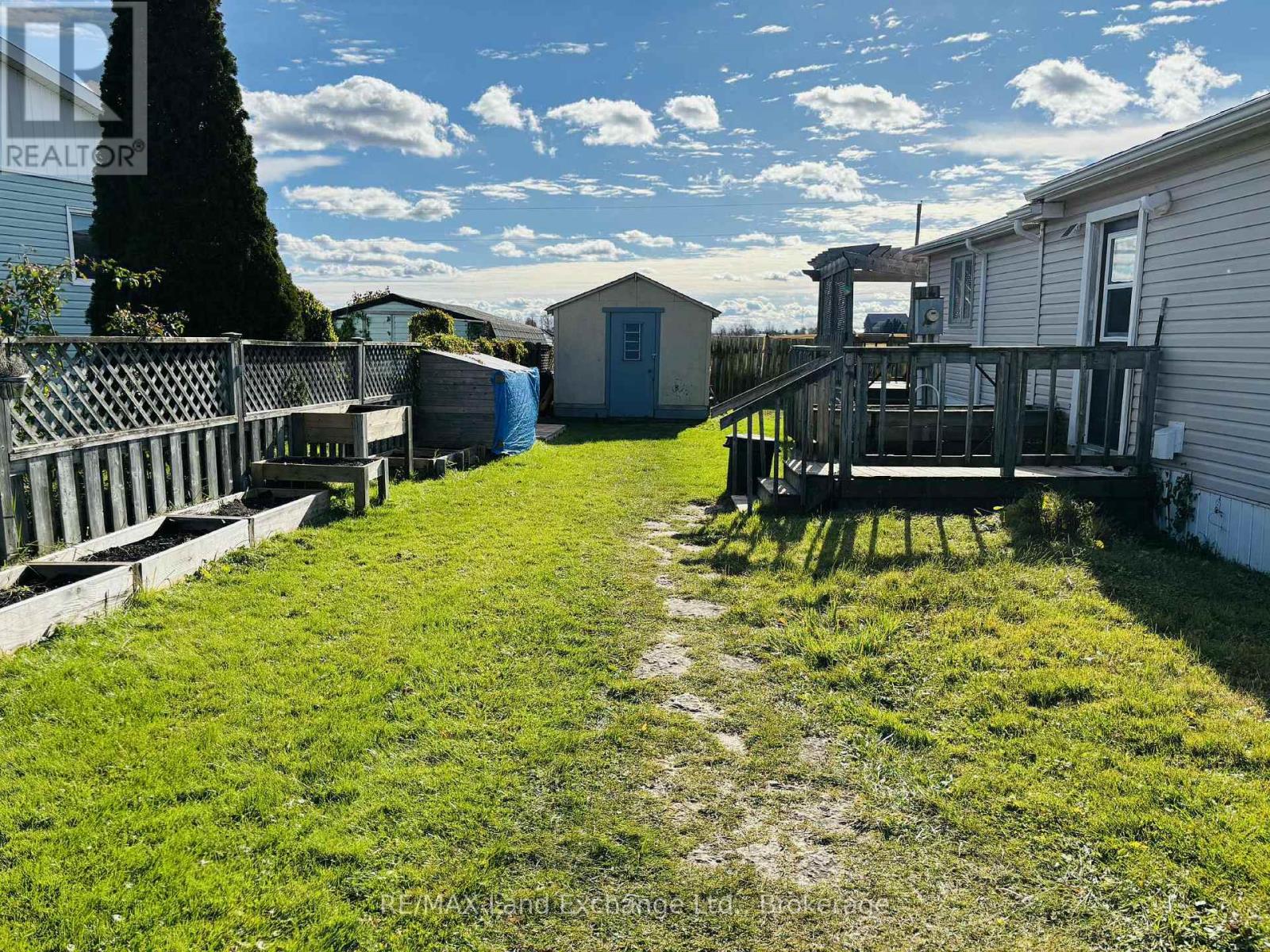 206 Grace Street E, Georgian Bluffs, Ontario  N0H 2N0 - Photo 20 - X12686502