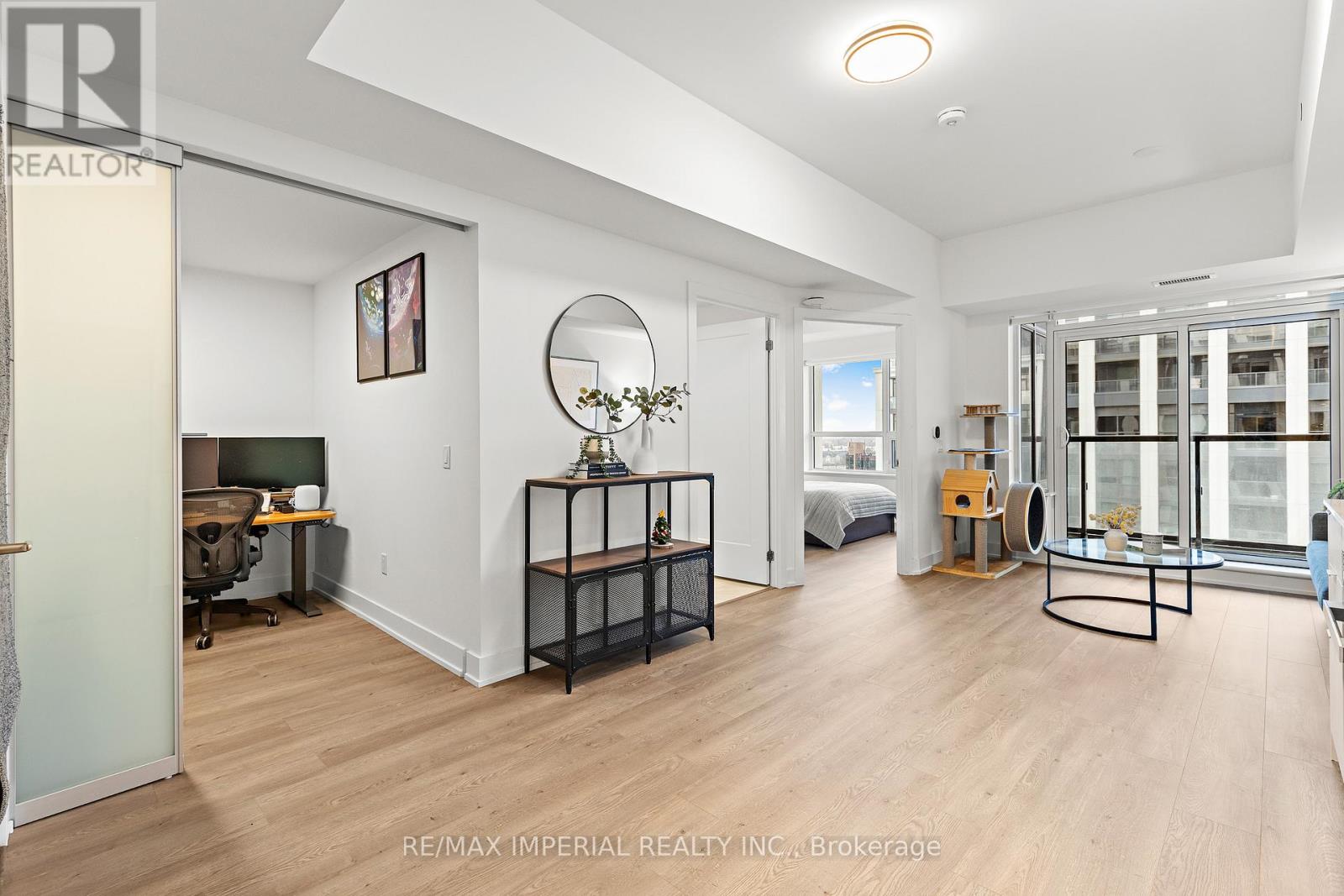 1911 - 8 Cedarland Drive, Markham, Ontario  L6G 0H4 - Photo 4 - N12690932