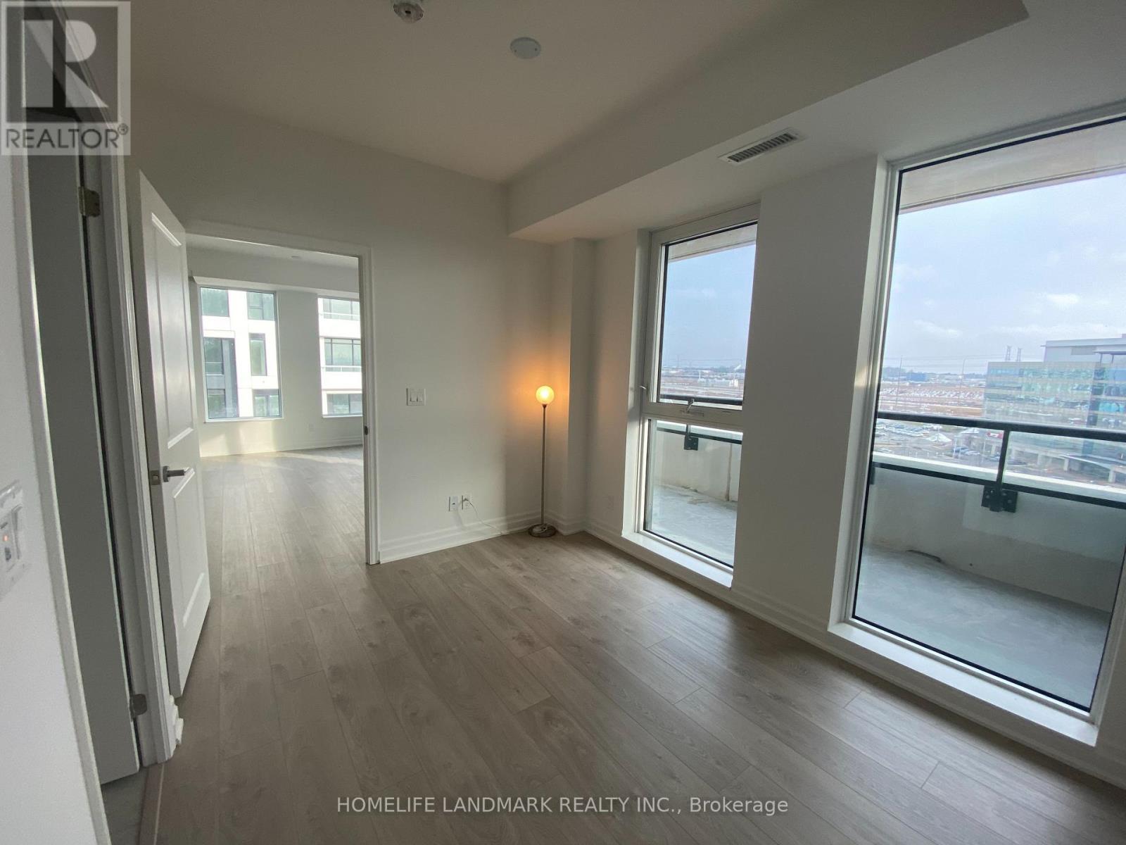 908a - 10 Rouge Valley Drive W, Markham, Ontario  L6G 0G9 - Photo 3 - N12691026