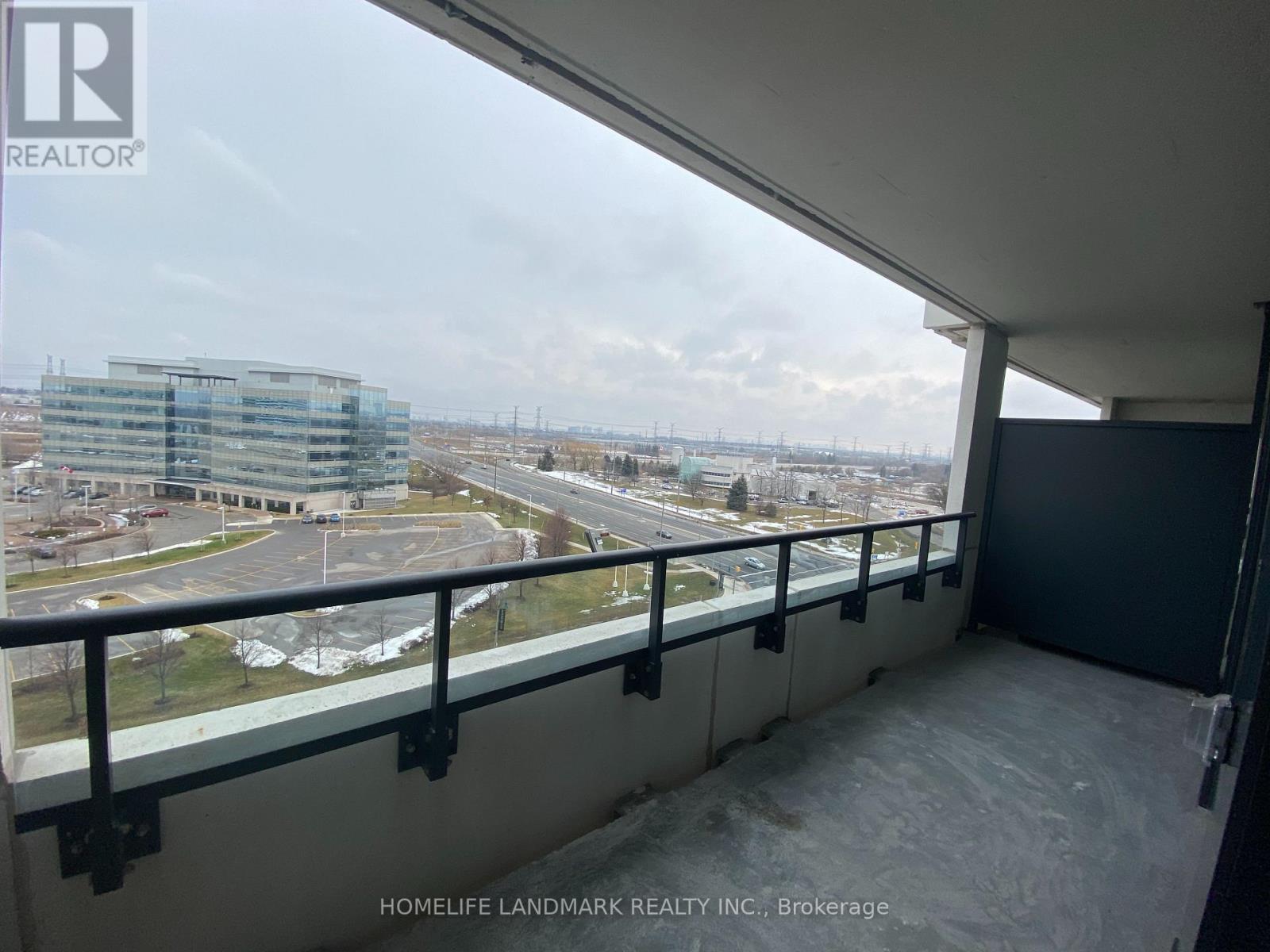 908a - 10 Rouge Valley Drive W, Markham, Ontario  L6G 0G9 - Photo 7 - N12691026