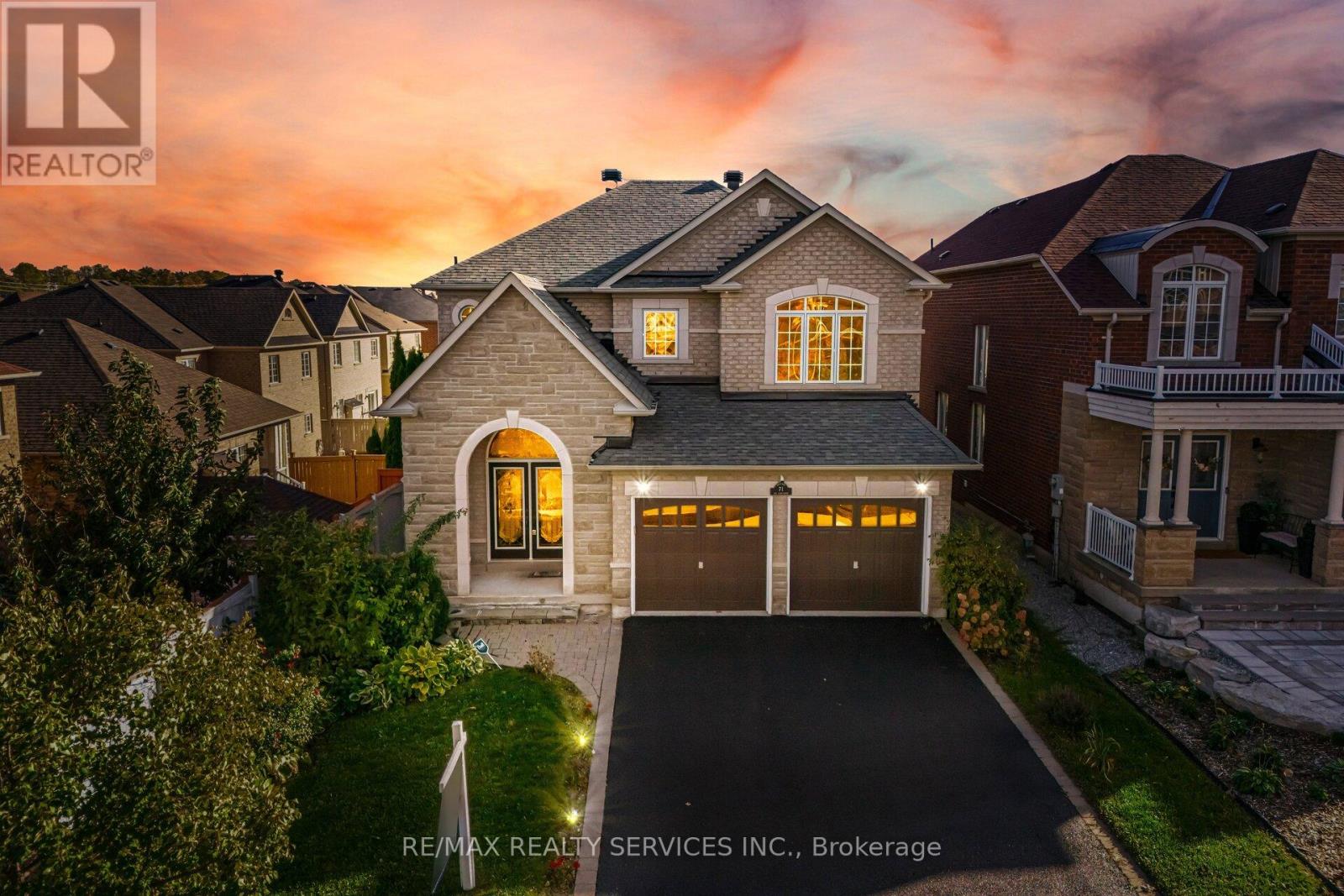 71 IVY GLEN DRIVE, Vaughan, Ontario
