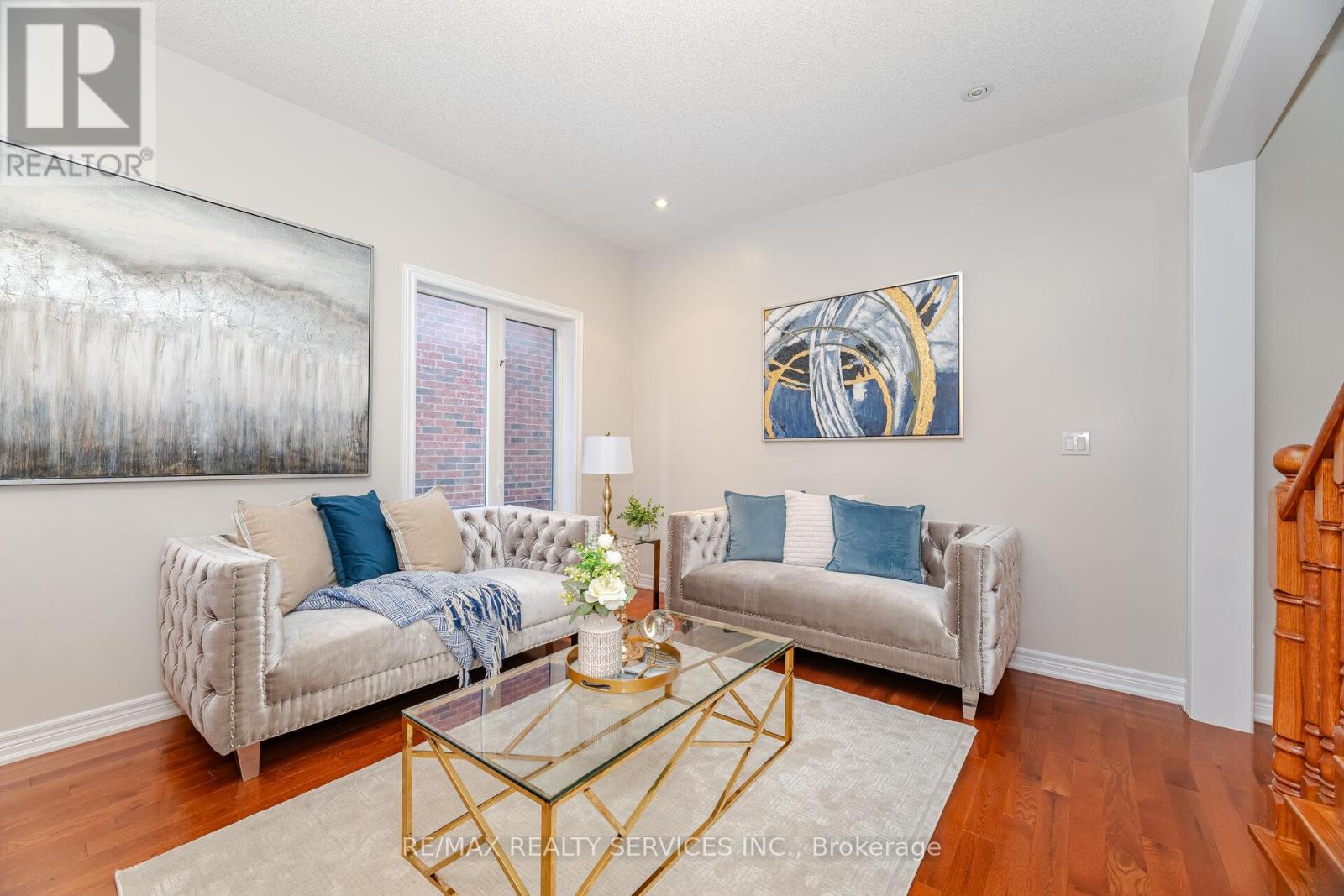 71 Ivy Glen Drive, Vaughan, Ontario  L6A 0P3 - Photo 8 - N12691208