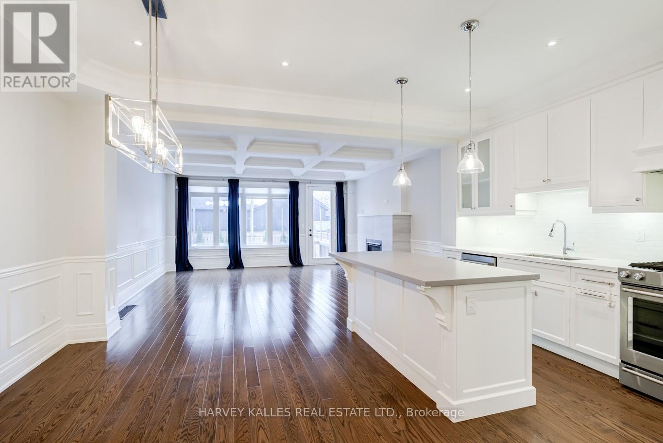 797 Oxford Street, Toronto, Ontario  M8Z 1L5 - Photo 8 - W12690940