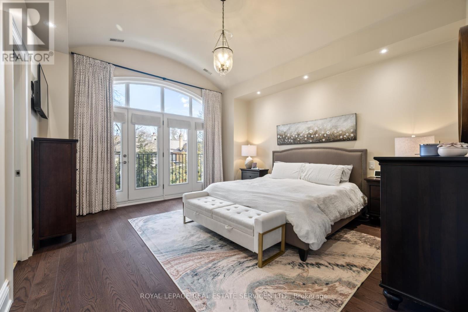 132 Strath Avenue, Toronto, Ontario  M8X 1R5 - Photo 20 - W12690956