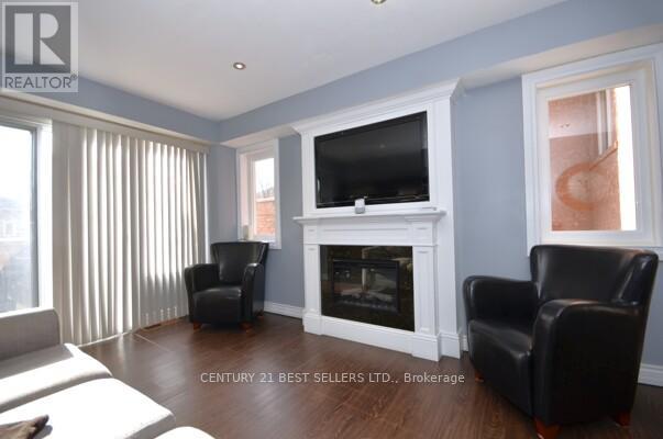 100 - 107 Bristol Road E, Mississauga, Ontario  L4Z 3P6 - Photo 11 - W12691012