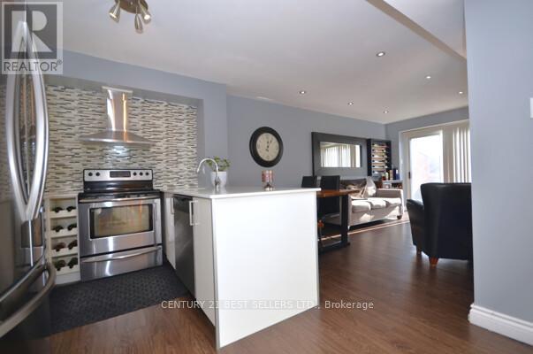 100 - 107 Bristol Road E, Mississauga, Ontario  L4Z 3P6 - Photo 7 - W12691012