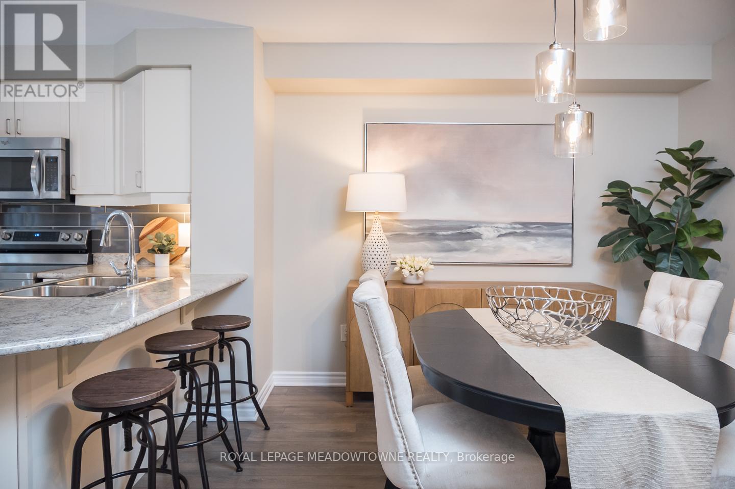 1667 Clitherow Street, Milton, Ontario  L9E 0A2 - Photo 9 - W12691014