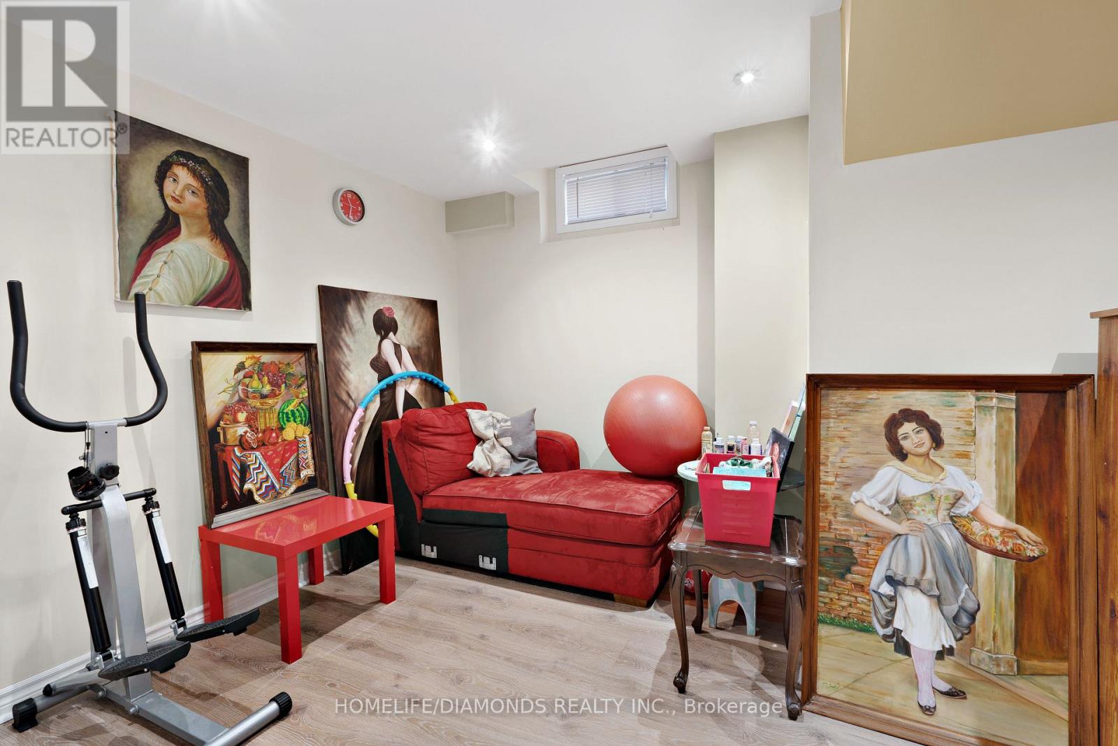 540 Delphine Drive, Burlington, Ontario  L7L 6X2 - Photo 37 - W12691022