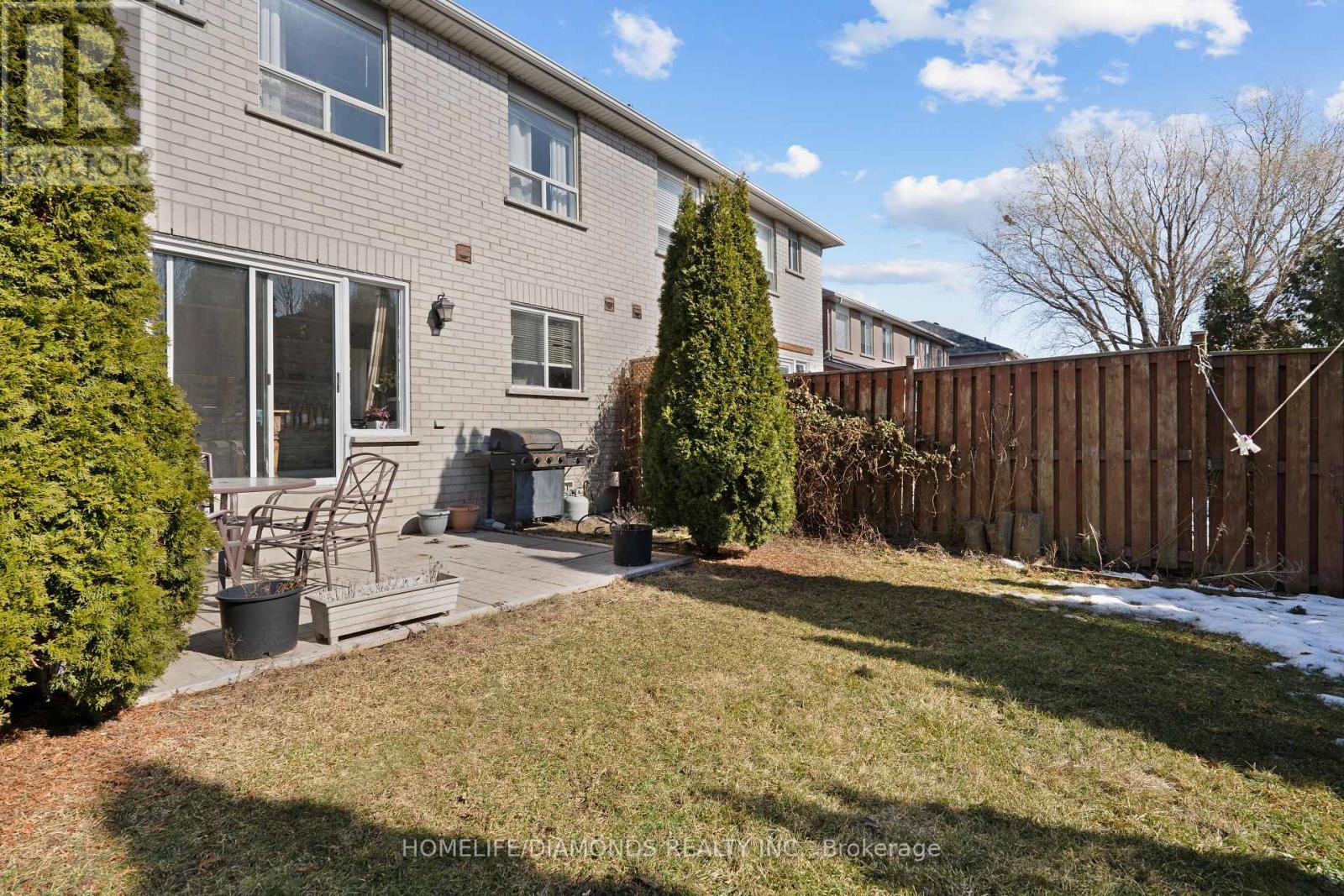 540 Delphine Drive, Burlington, Ontario  L7L 6X2 - Photo 40 - W12691022