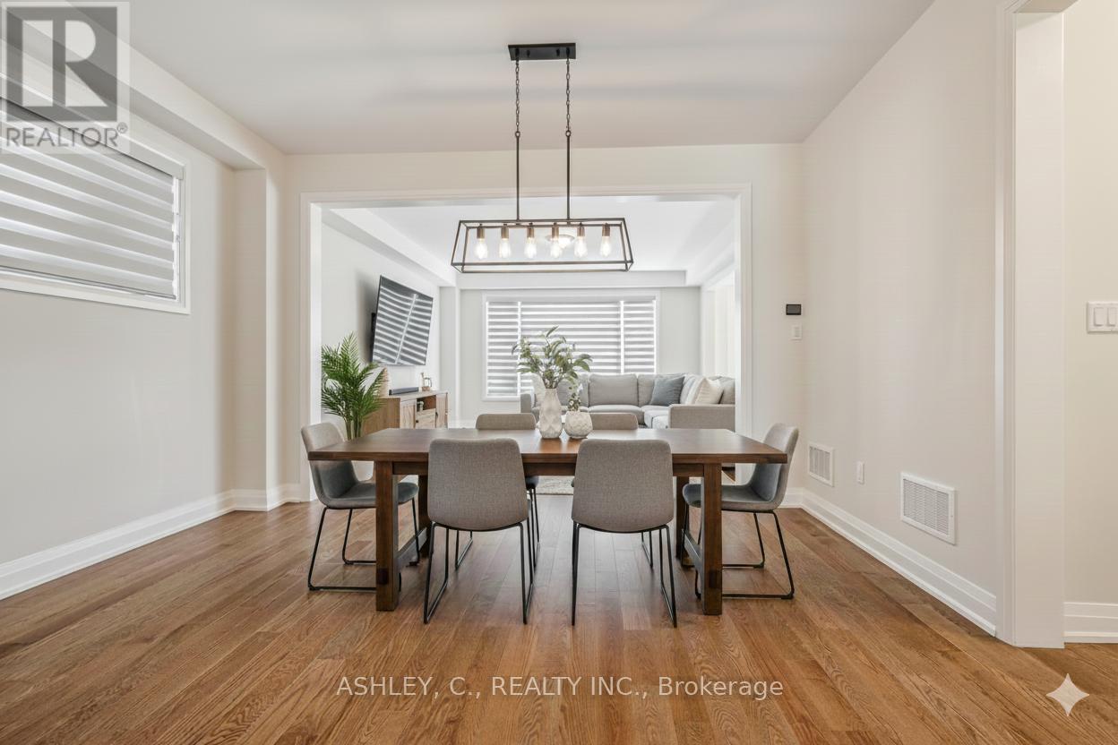 29 Gladmary Drive, Brampton, Ontario  L6Y 6K9 - Photo 4 - W12691036