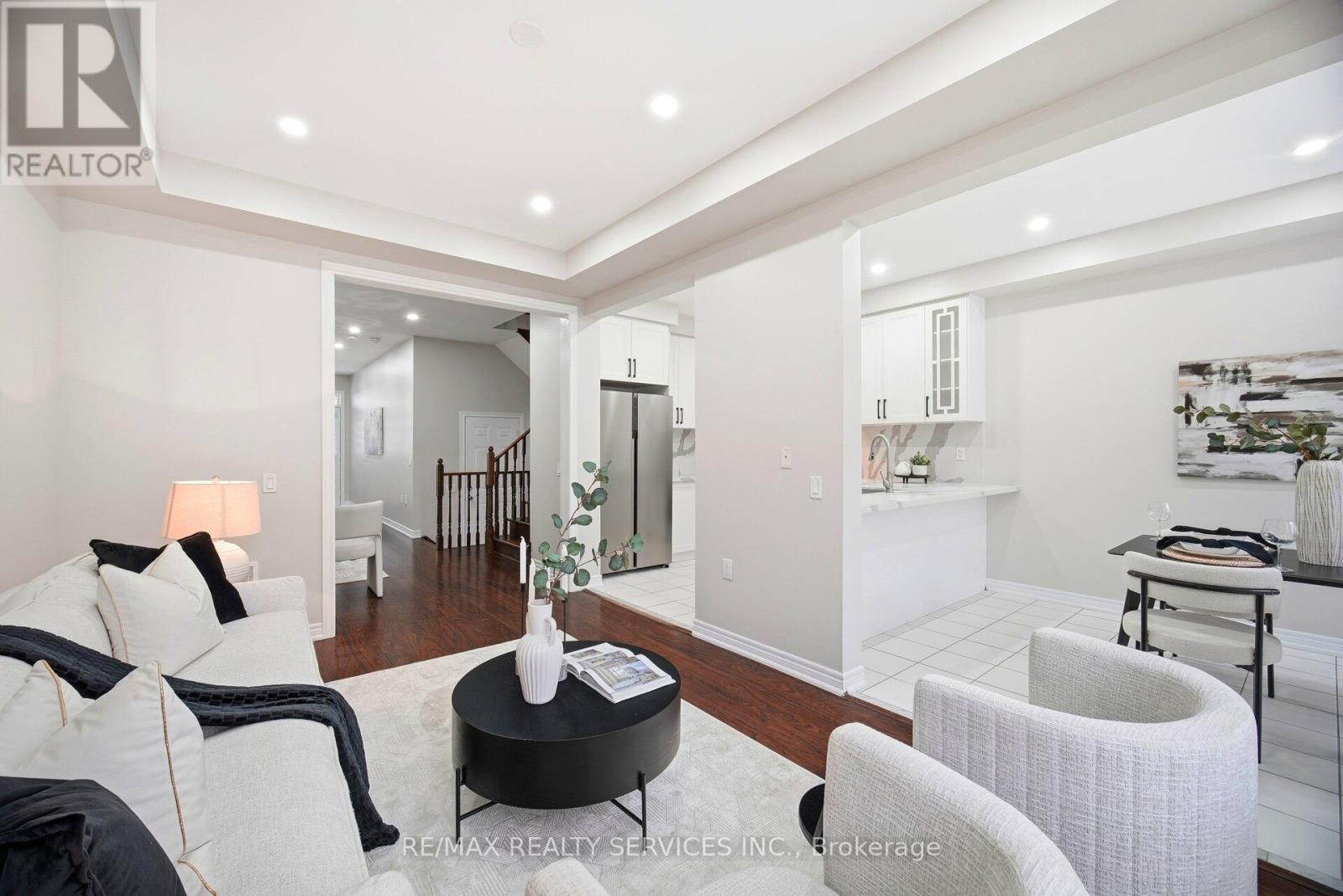 26 Deer Ridge Trail, Caledon, Ontario  L7C 3Z6 - Photo 12 - W12691054