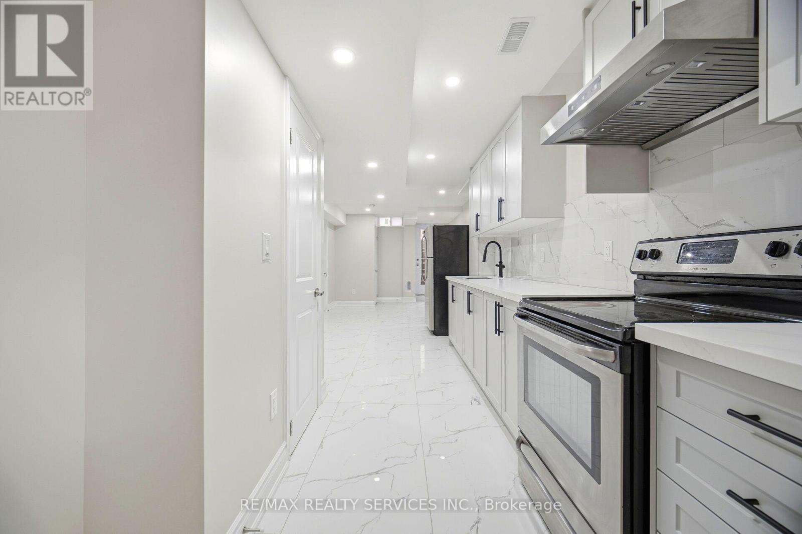 26 Deer Ridge Trail, Caledon, Ontario  L7C 3Z6 - Photo 37 - W12691054