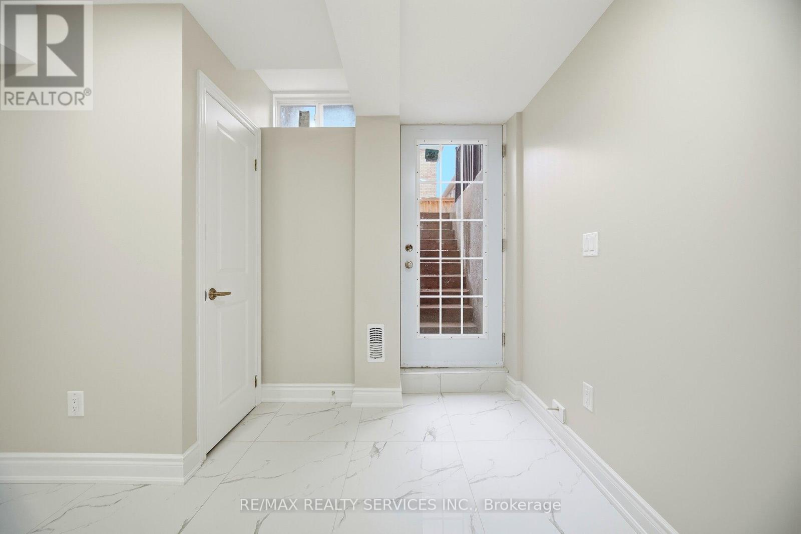 26 Deer Ridge Trail, Caledon, Ontario  L7C 3Z6 - Photo 47 - W12691054