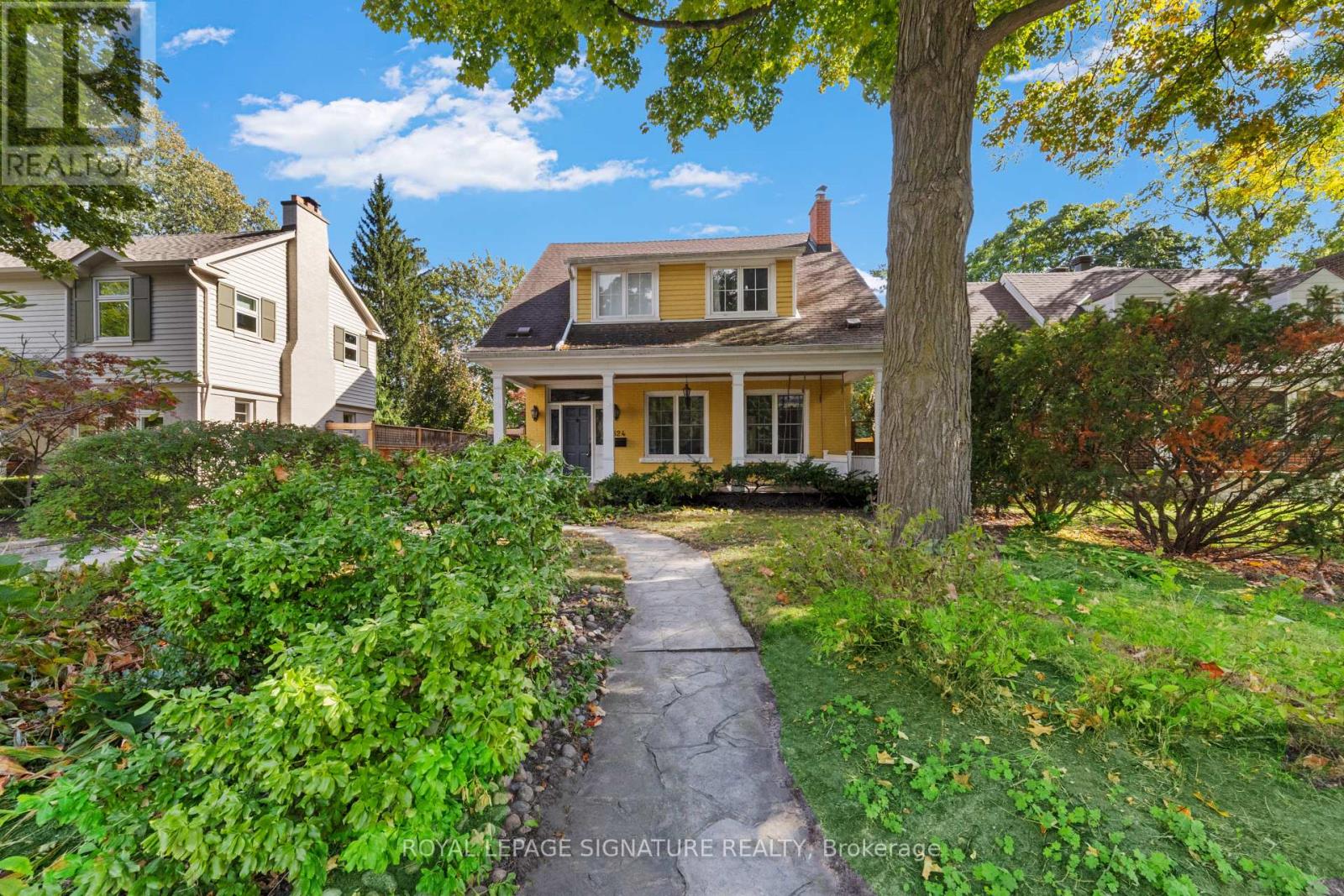324 SPRUCE STREET, Oakville, Ontario