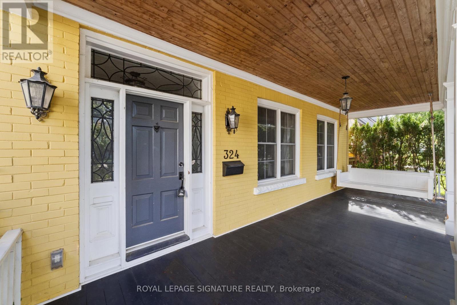 324 Spruce Street, Oakville, Ontario  L6J 2H1 - Photo 5 - W12691106