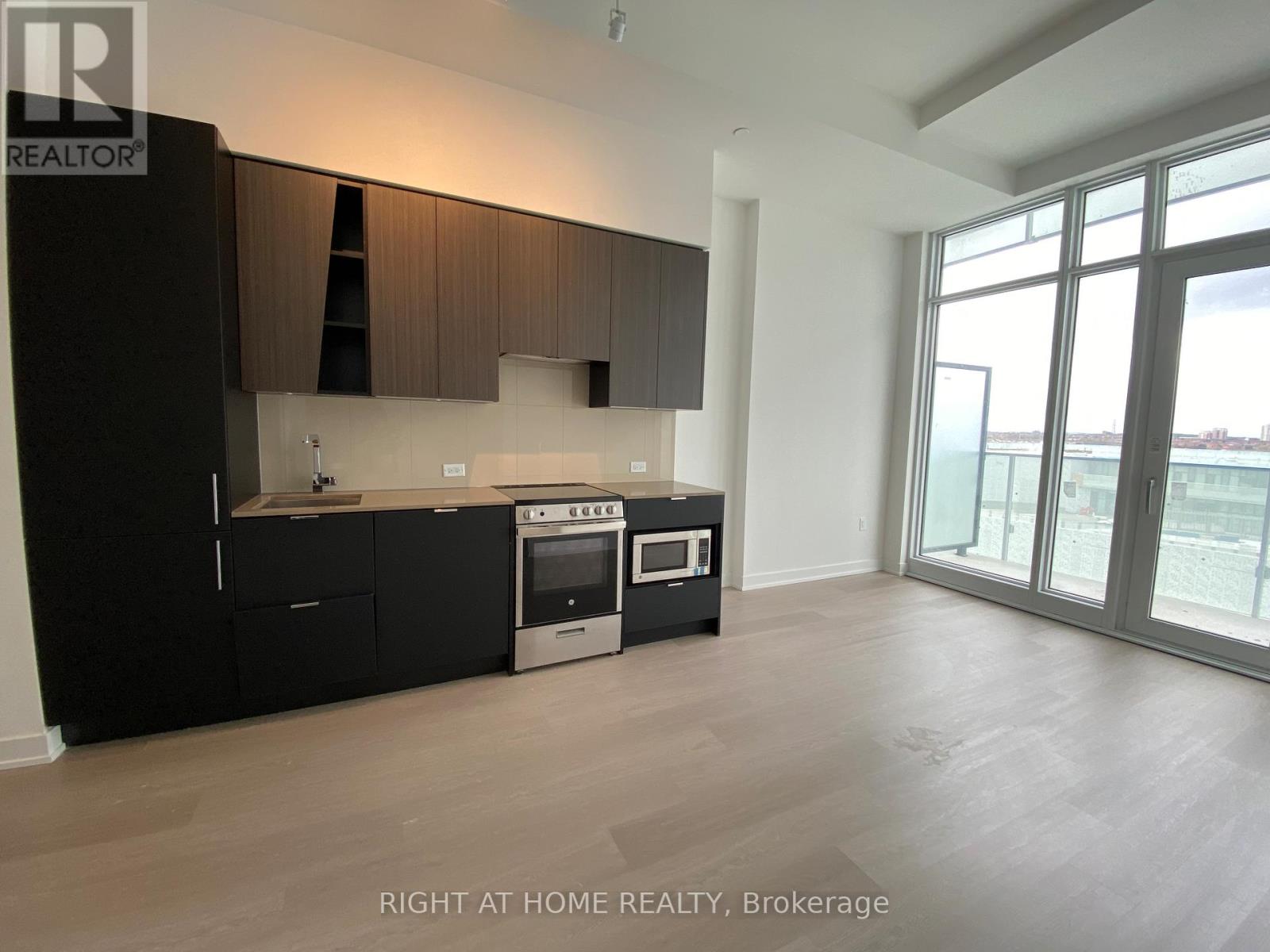 702 - 3883 Quartz Road, Mississauga, Ontario  L5B 0M4 - Photo 6 - W12691220