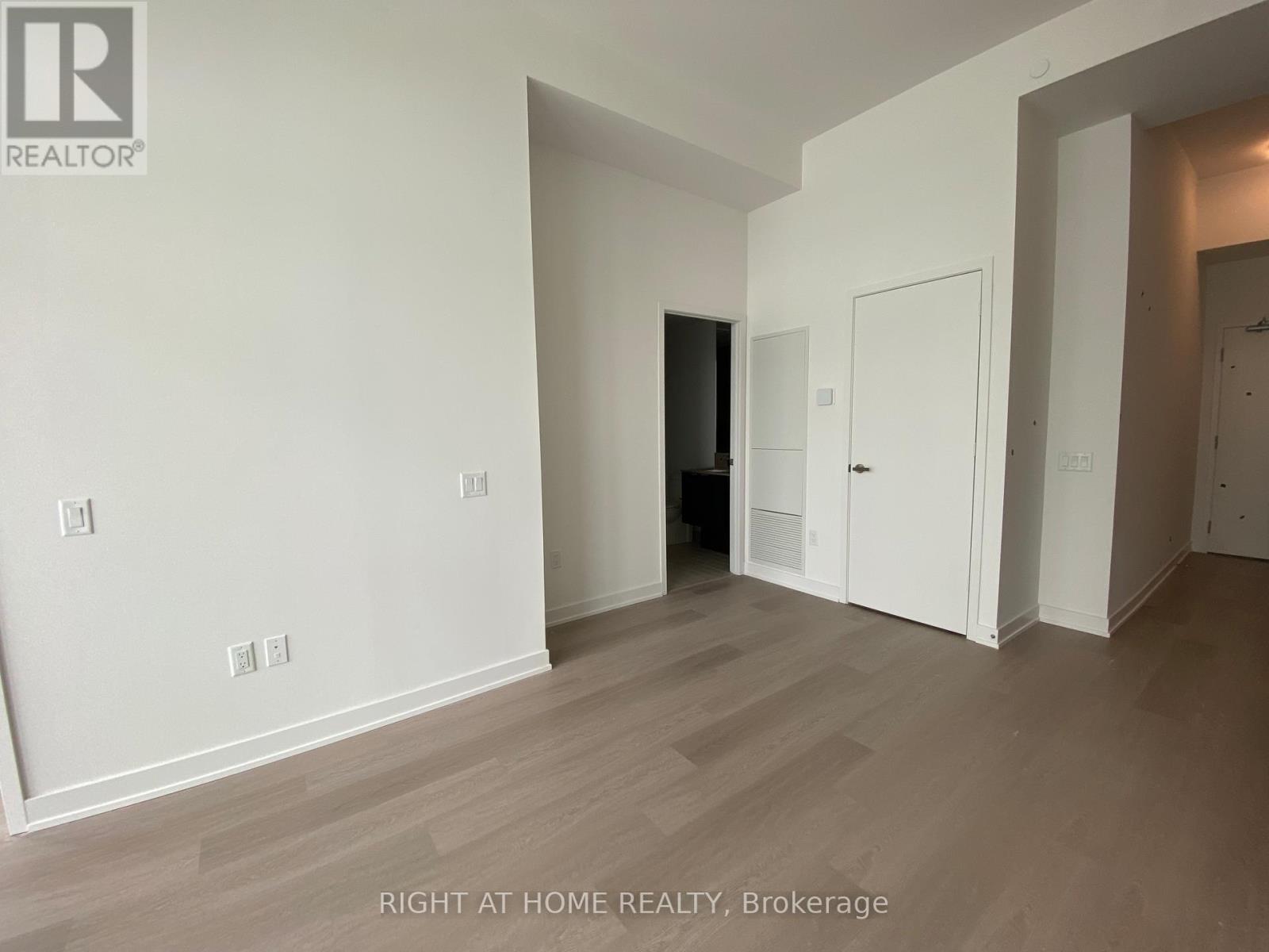 702 - 3883 Quartz Road, Mississauga, Ontario  L5B 0M4 - Photo 9 - W12691220
