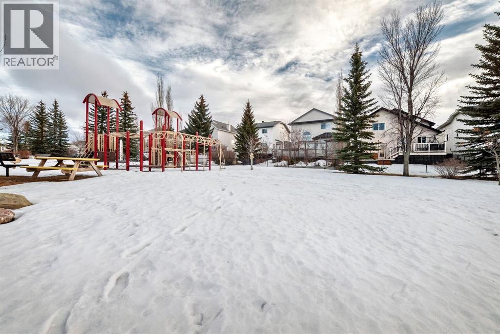 3708 Douglas Ridge Way Se, Calgary, Alberta  T2Z 3B6 - Photo 48 - A2277381