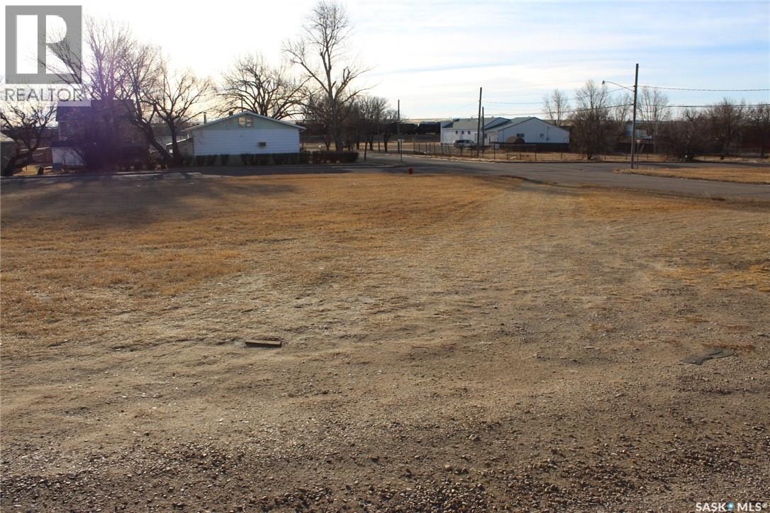 253 2nd Avenue E, Shaunavon, Saskatchewan  S0N 2M0 - Photo 11 - SK026719