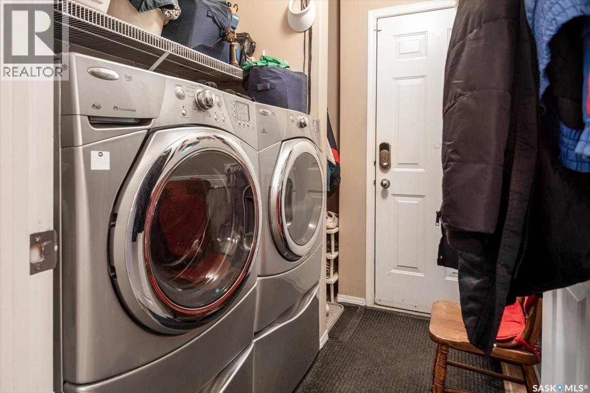 1007 Cypress Way, Regina, Saskatchewan  S4X 4R5 - Photo 11 - SK026715