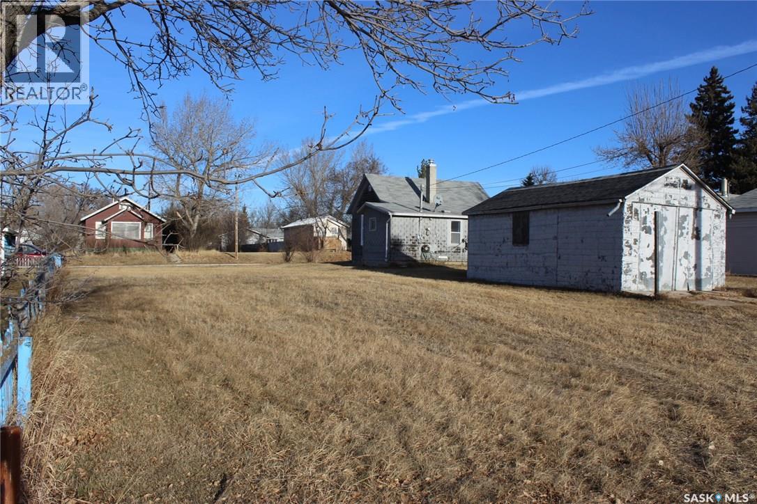 274 2nd Avenue E, Shaunavon, Saskatchewan  S0N 2M0 - Photo 7 - SK026708