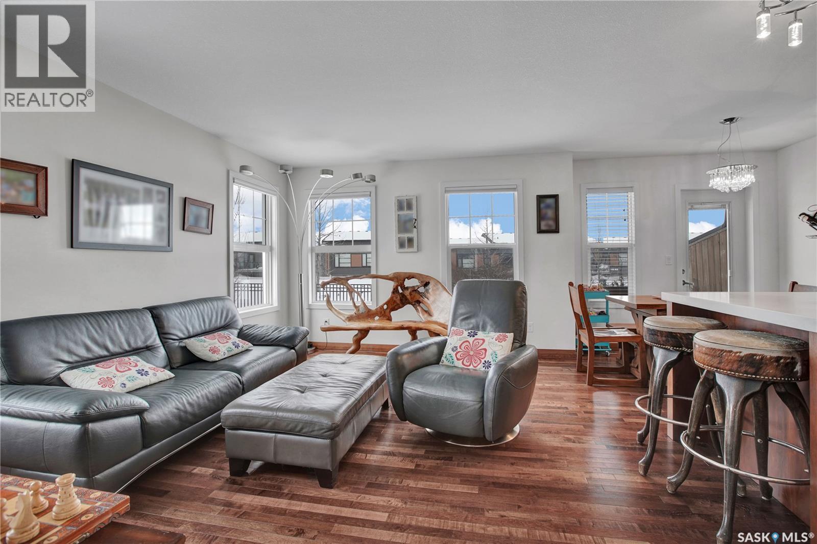 310 2007 Pohorecky Crescent, Saskatoon, Saskatchewan  S7W 0V4 - Photo 3 - SK026676