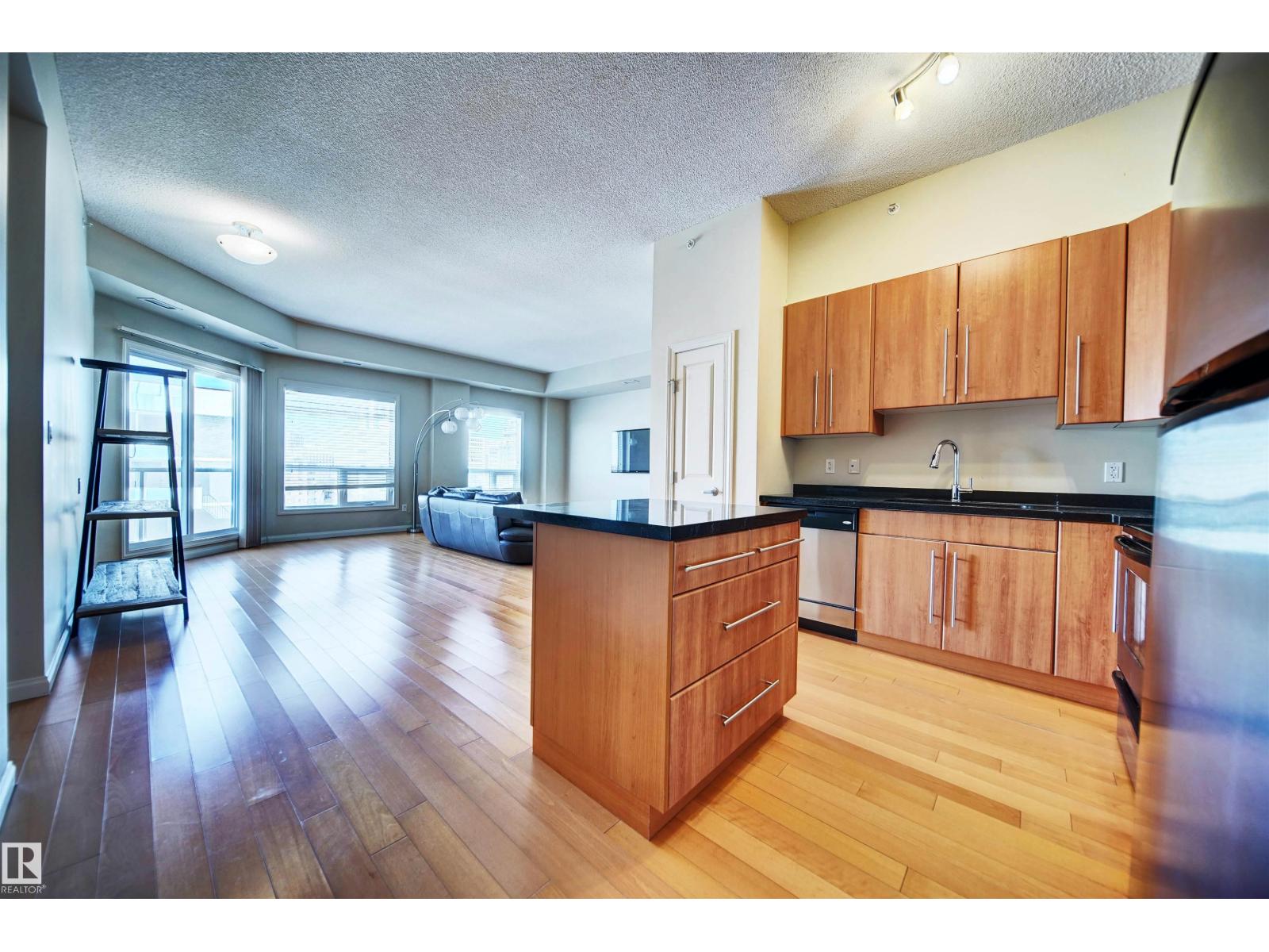 #1206 9819 104 St Nw, Edmonton, Alberta T5K 0Y8 - Photo 5 - E4469868